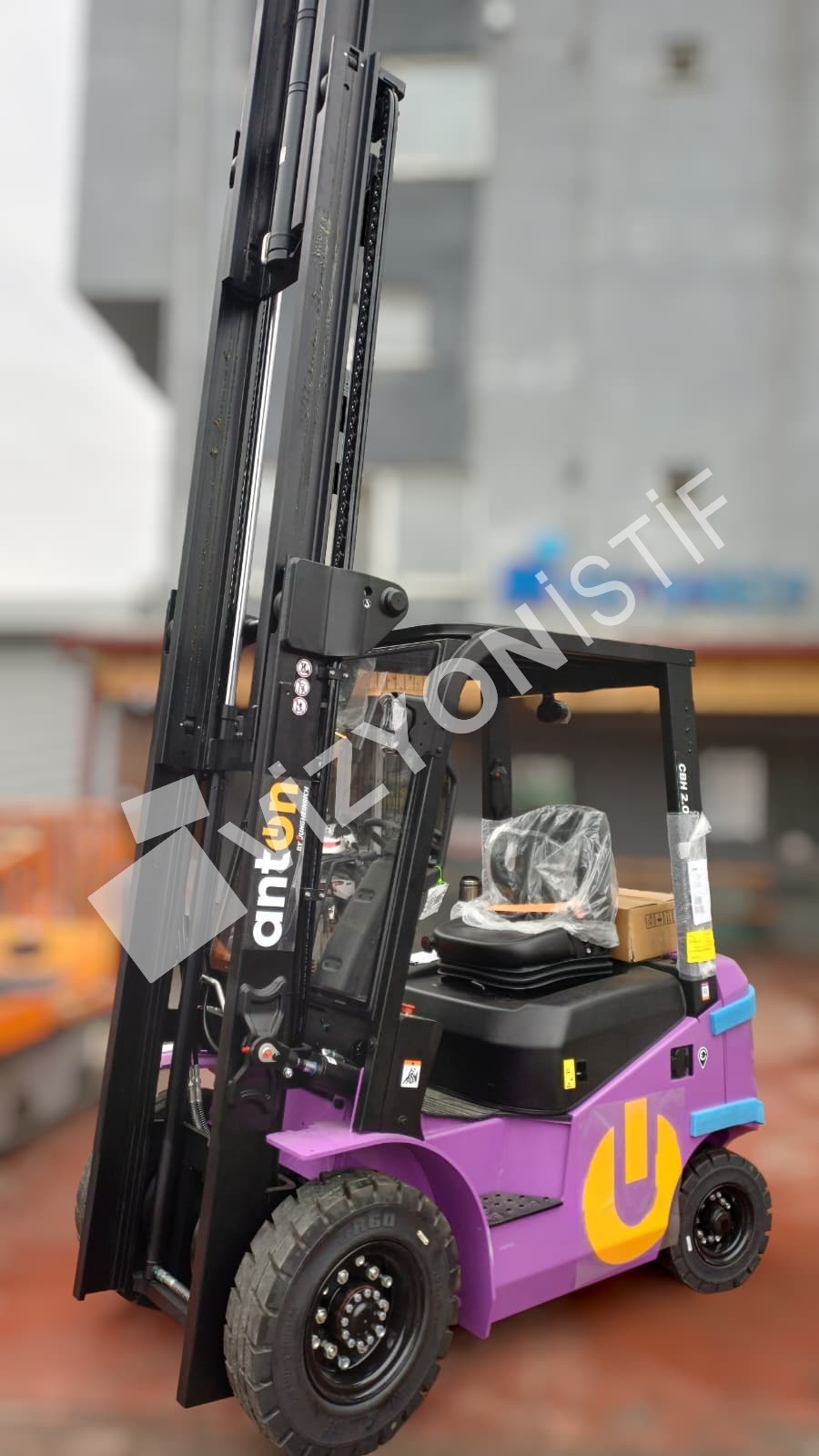 ANTON by JUNGHEINRICH 2 TON VERSİYON 2 AKÜLÜ FORKLİFT STOKDAN