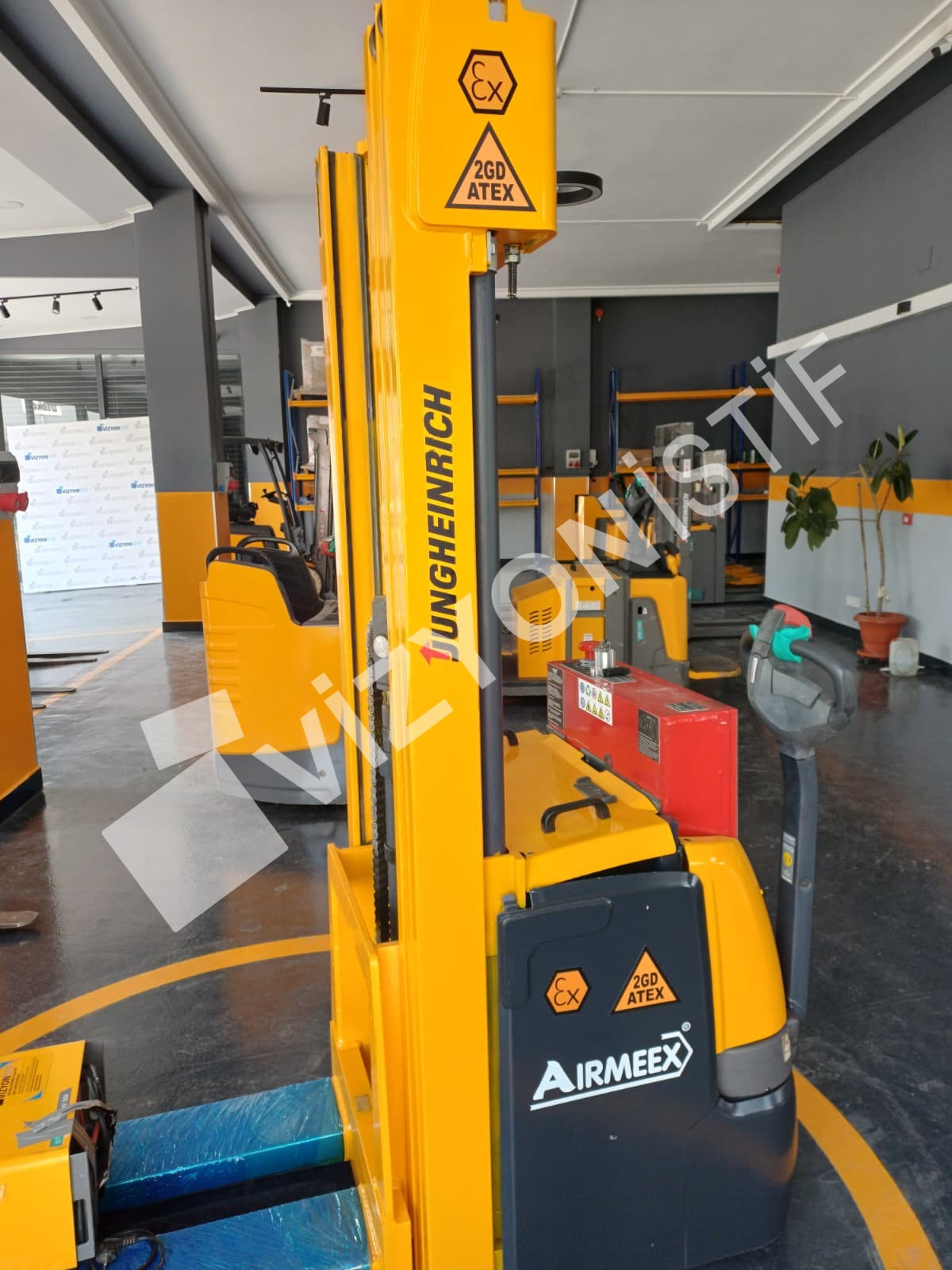 SATILIK EXPROOF JUNGHEINRICH EJC220 İSTİF MAKİNESİ 2015 MODEL